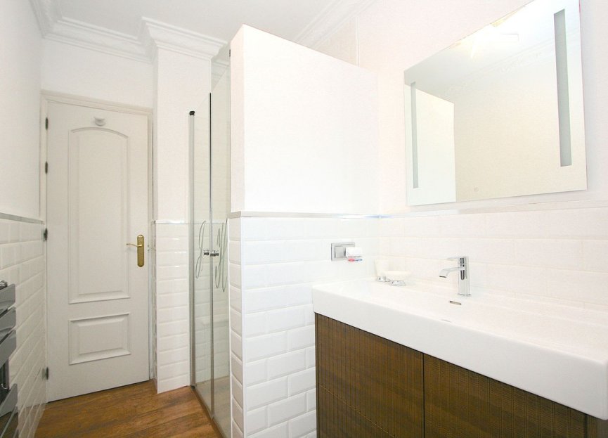 Resale - House - Detached Villa - Benalmádena - Benalmadena Costa