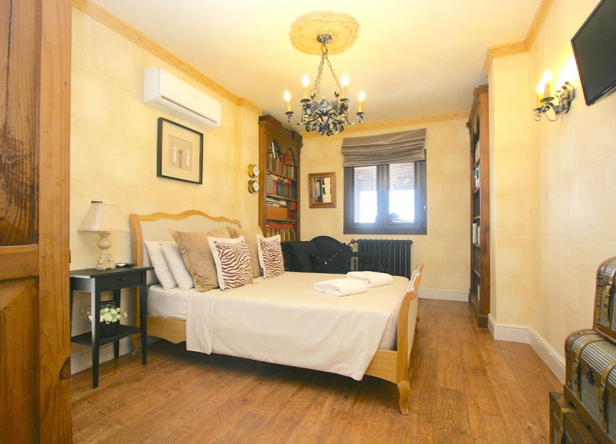 Resale - House - Detached Villa - Benalmádena - Benalmadena Costa