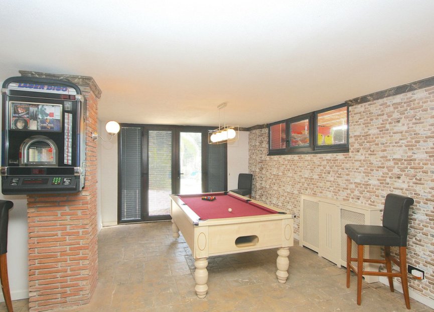 Resale - House - Detached Villa - Benalmádena - Benalmadena Costa