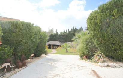 Resale - House - Detached Villa - Benalmádena - Benalmadena Costa