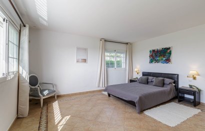 Reventa - House - Detached Villa - El Paraiso - El Paraíso