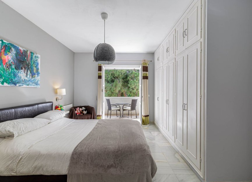 Reventa - House - Detached Villa - El Paraiso - El Paraíso