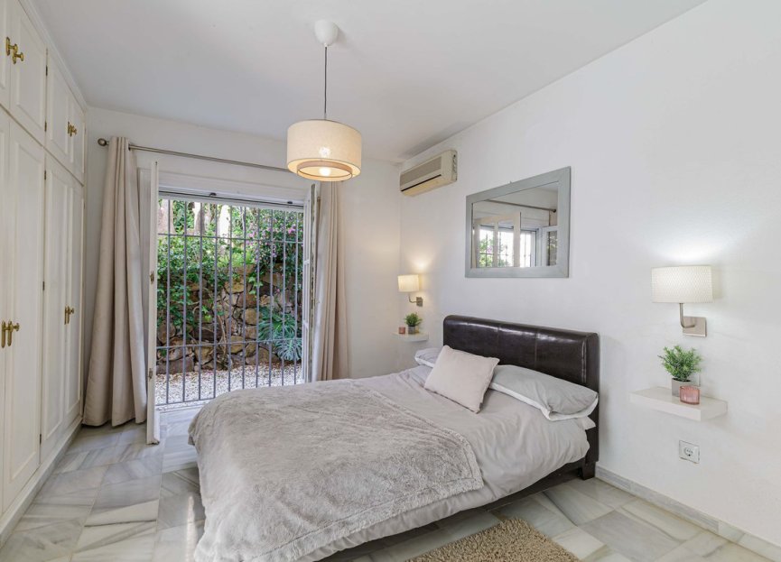 Reventa - House - Detached Villa - El Paraiso - El Paraíso