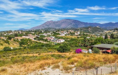 Reventa - Plot - Land with Ruin - Estepona - Estepona Centro