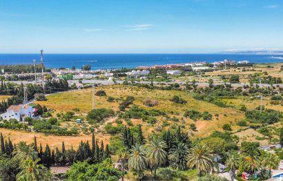 Reventa - Plot - Land with Ruin - Estepona - Estepona Centro