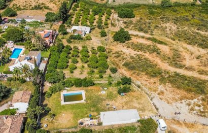 Reventa - Plot - Land with Ruin - Estepona - Estepona Centro