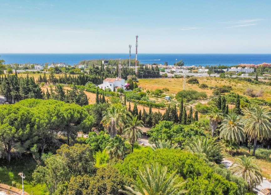 Reventa - Plot - Land with Ruin - Estepona - Estepona Centro