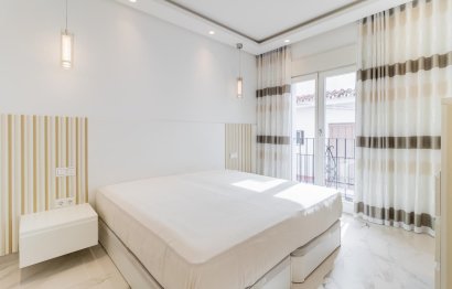 Resale - House - Townhouse - Estepona - Estepona Centro