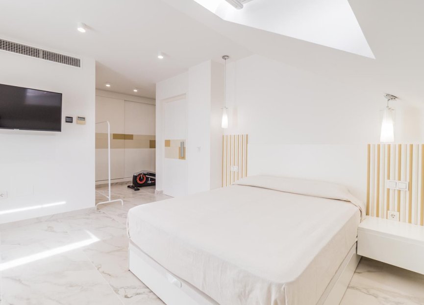 Resale - House - Townhouse - Estepona - Estepona Centro