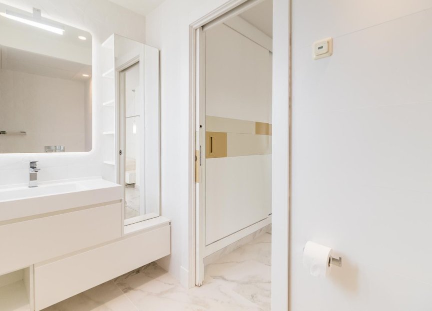 Resale - House - Townhouse - Estepona - Estepona Centro