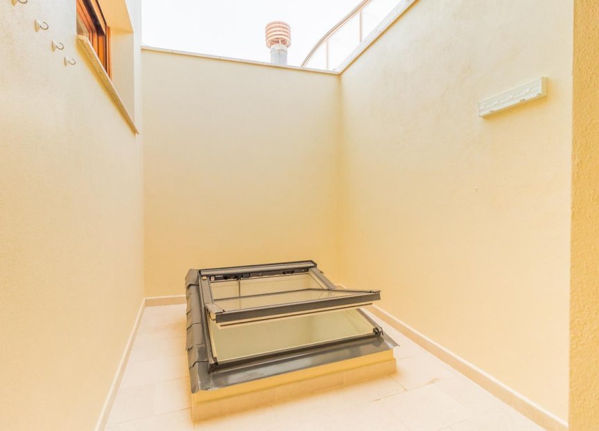 Resale - House - Townhouse - Estepona - Estepona Centro