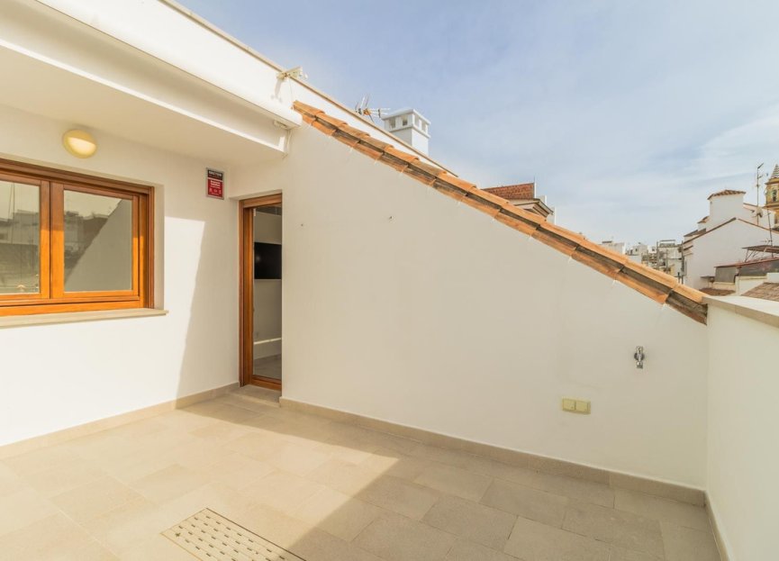 Resale - House - Townhouse - Estepona - Estepona Centro