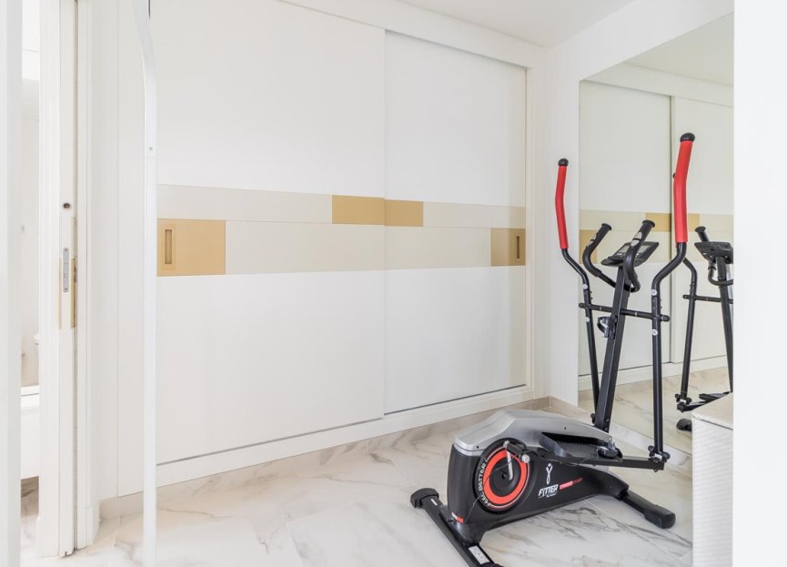 Resale - House - Townhouse - Estepona - Estepona Centro