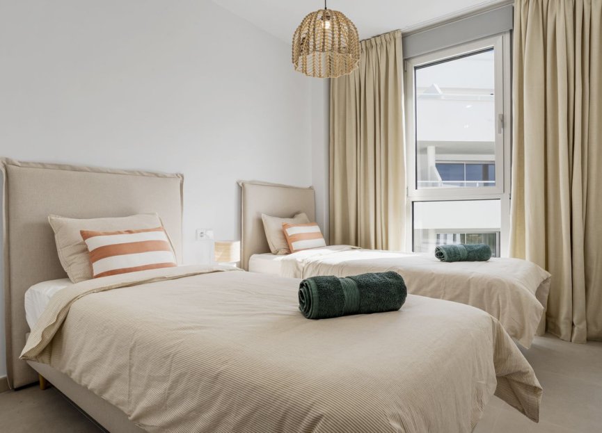 Reventa - Apartment - Penthouse - Estepona - Cancelada