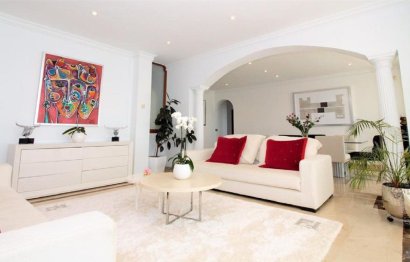 Reventa - House - Detached Villa - El Paraiso - El Paraíso