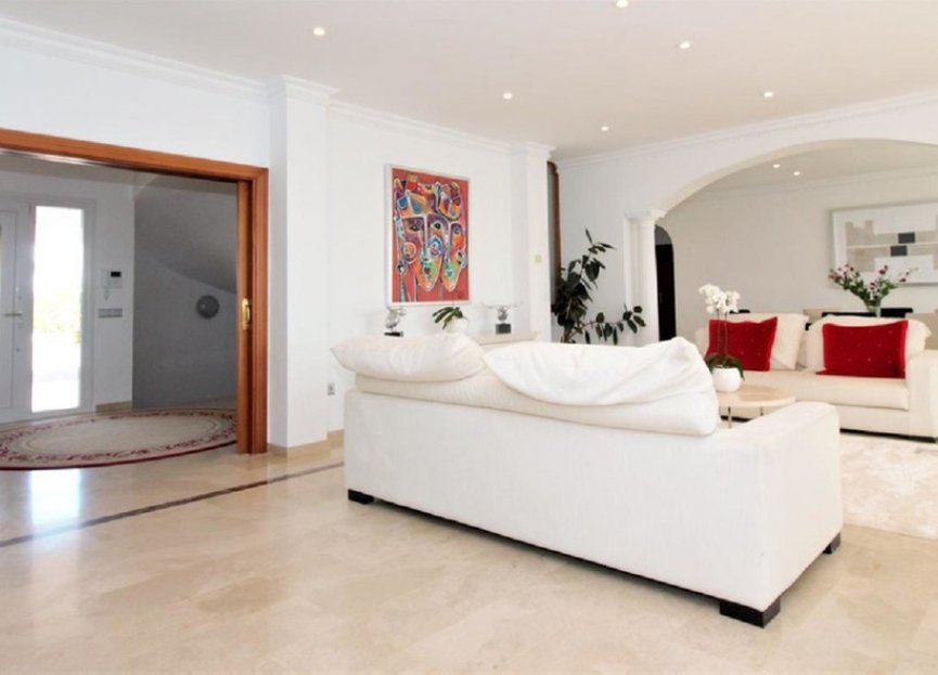 Reventa - House - Detached Villa - El Paraiso - El Paraíso