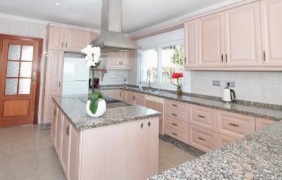 Reventa - House - Detached Villa - El Paraiso - El Paraíso