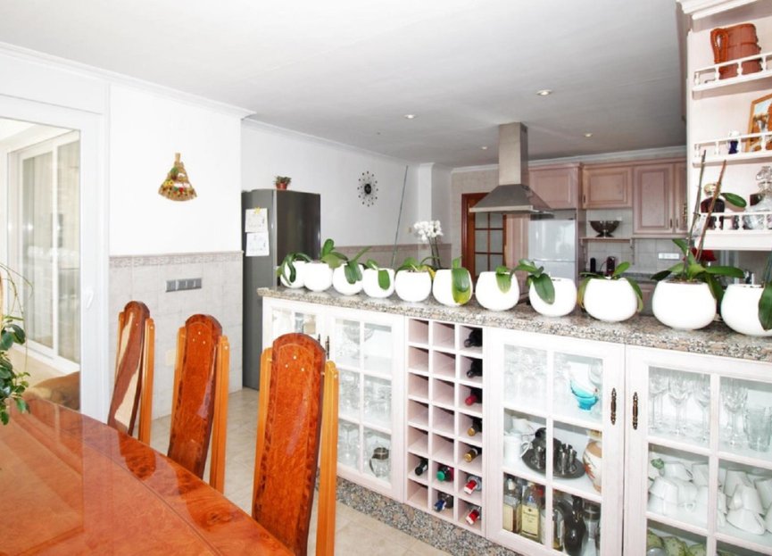 Reventa - House - Detached Villa - El Paraiso - El Paraíso