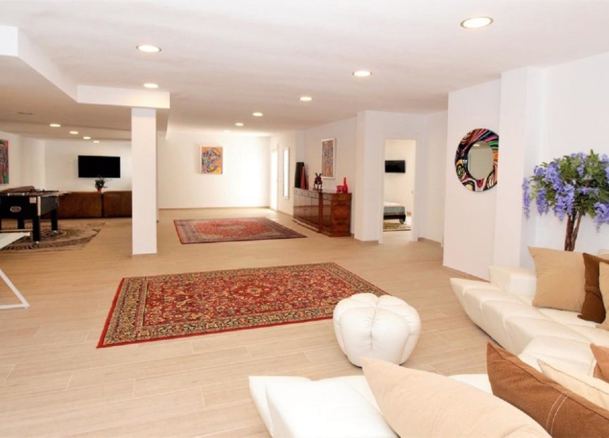 Reventa - House - Detached Villa - El Paraiso - El Paraíso