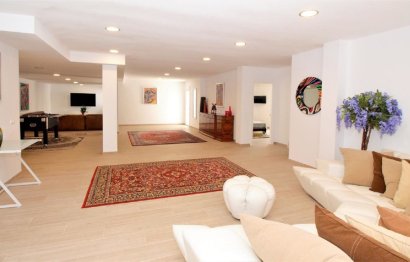 Reventa - House - Detached Villa - El Paraiso - El Paraíso