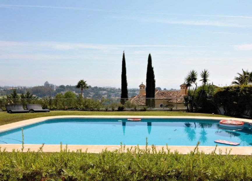 Reventa - House - Detached Villa - El Paraiso - El Paraíso