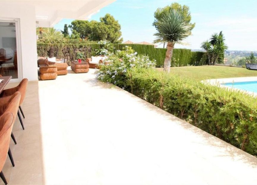Reventa - House - Detached Villa - El Paraiso - El Paraíso