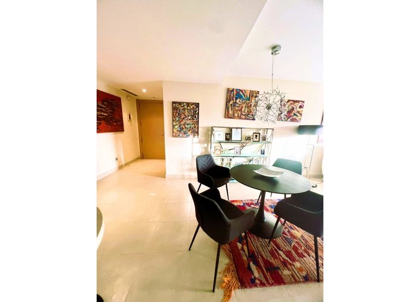 Resale - Ground floor apartment - Marbella - Altos de los Monteros