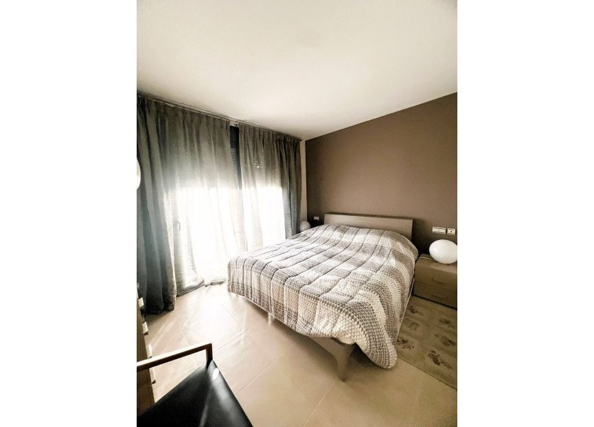 Resale - Ground floor apartment - Marbella - Altos de los Monteros