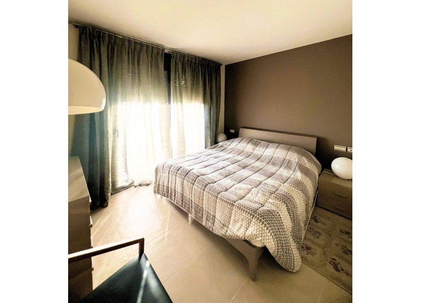 Resale - Ground floor apartment - Marbella - Altos de los Monteros