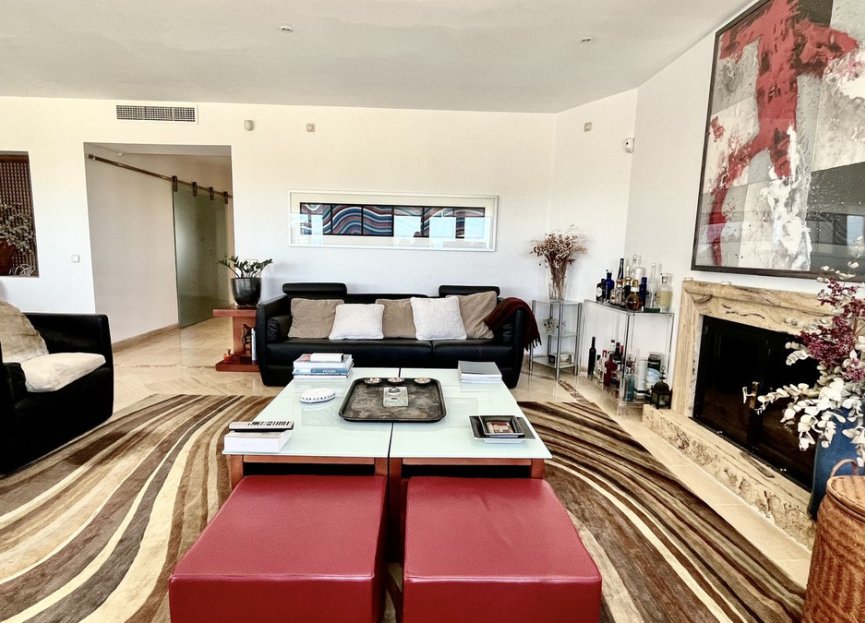 Resale - Apartment - Penthouse - Marbella - Río Real