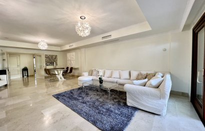Resale - Ground floor apartment - Marbella - The Golden Mile