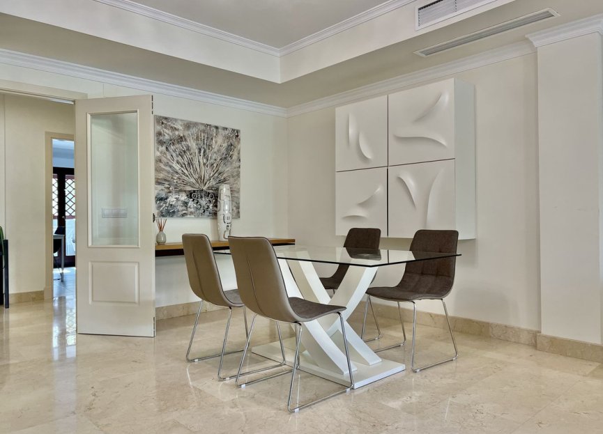 Resale - Ground floor apartment - Marbella - The Golden Mile