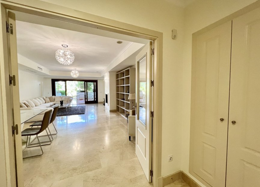 Resale - Ground floor apartment - Marbella - The Golden Mile