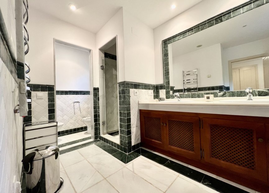 Resale - Ground floor apartment - Marbella - The Golden Mile