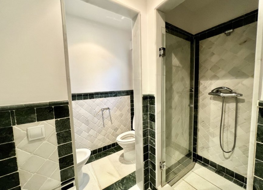 Resale - Ground floor apartment - Marbella - The Golden Mile