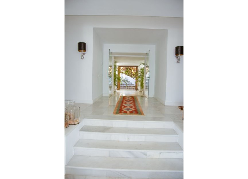 Reventa - House - Detached Villa - Marbella - Hacienda Las Chapas