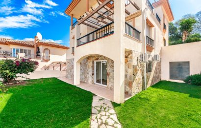 Resale - House - Detached Villa - Mijas - Riviera Del Sol