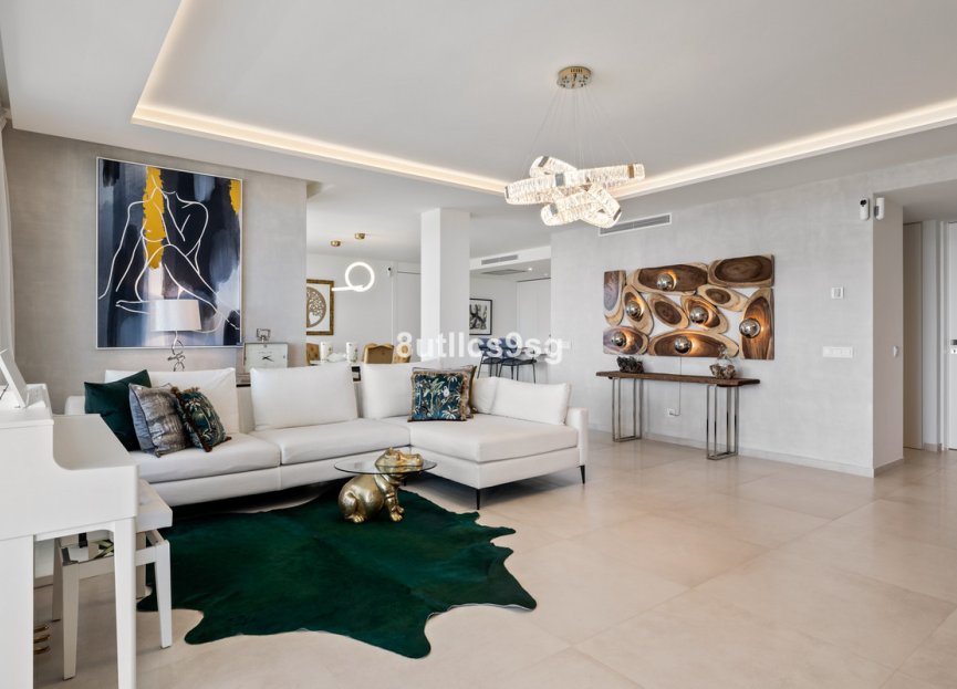 Resale - Ground floor apartment - Marbella - Nueva Andalucia