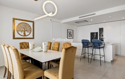Resale - Ground floor apartment - Marbella - Nueva Andalucia