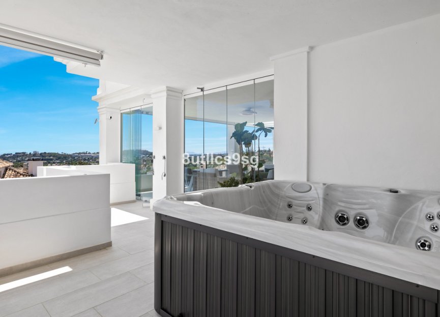 Resale - Ground floor apartment - Marbella - Nueva Andalucia