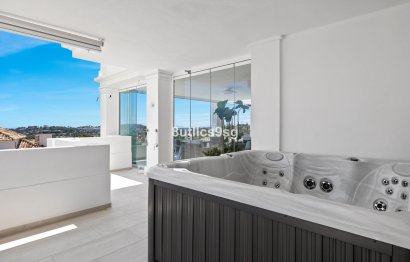 Resale - Ground floor apartment - Marbella - Nueva Andalucia