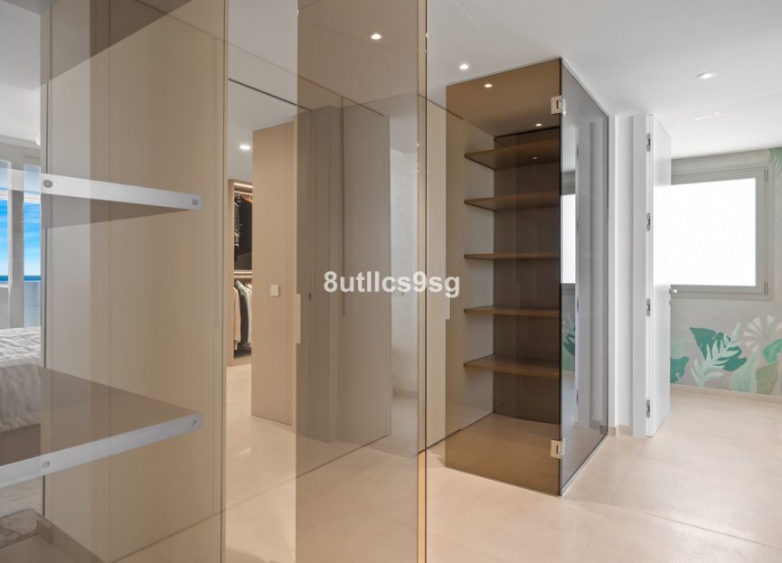 Resale - Ground floor apartment - Marbella - Nueva Andalucia