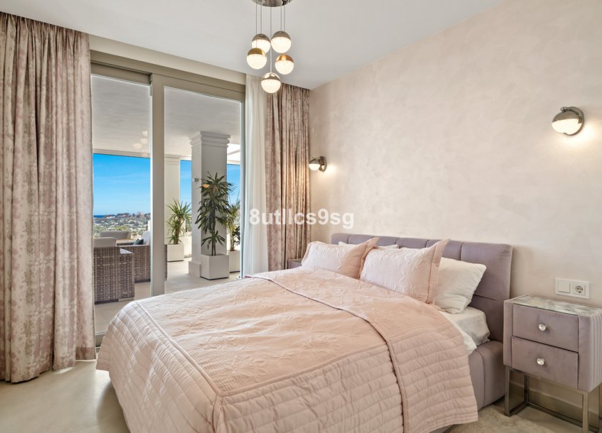 Resale - Ground floor apartment - Marbella - Nueva Andalucia
