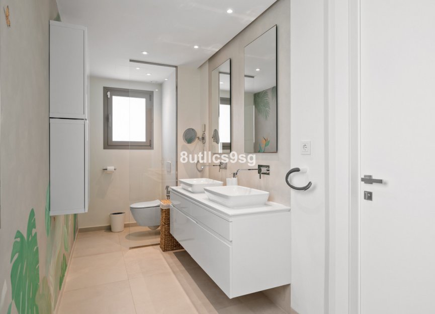 Resale - Ground floor apartment - Marbella - Nueva Andalucia