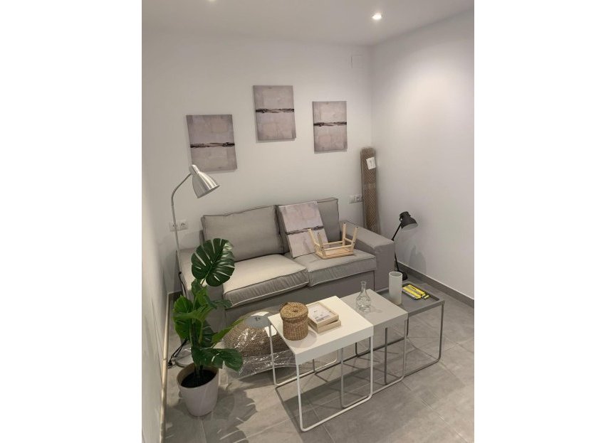 Resale - Apartment - Middle Floor Apartment - Marbella - San Pedro De Alcantara