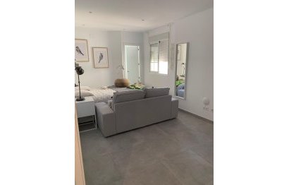 Resale - Apartment - Middle Floor Apartment - Marbella - San Pedro De Alcantara