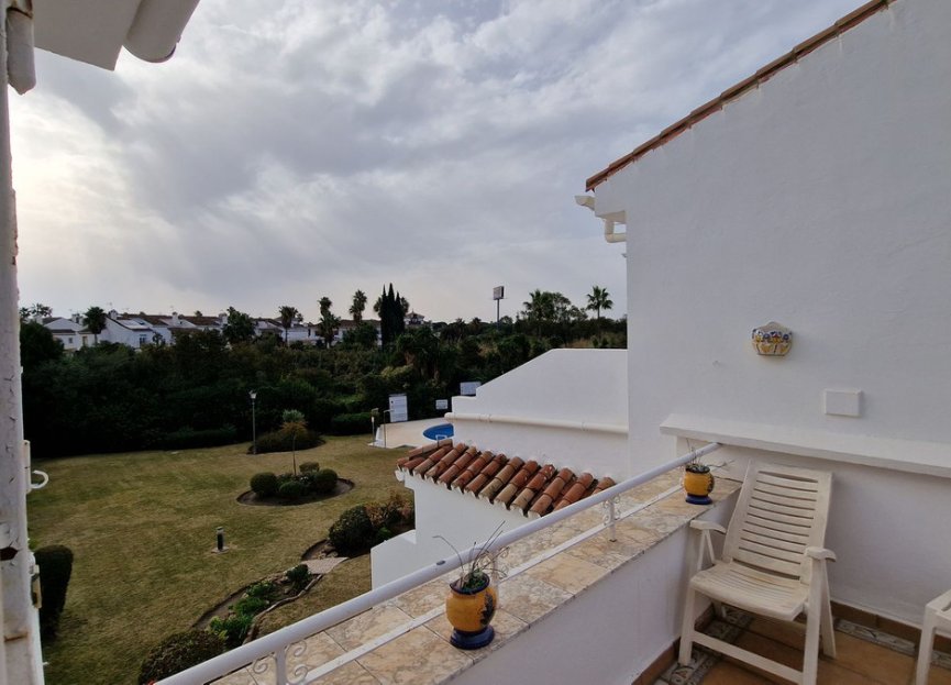 Resale - Apartment - Top Floor Apartment - Estepona - New Golden Mile