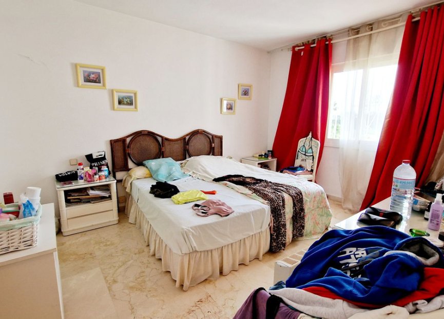 Resale - Apartment - Top Floor Apartment - Estepona - New Golden Mile