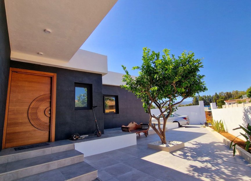 Reventa - House - Detached Villa - Marbella - San Pedro De Alcantara