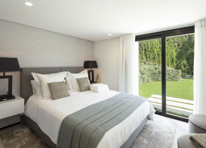 New Build - Plot - Residential Plot - Estepona - Costalita